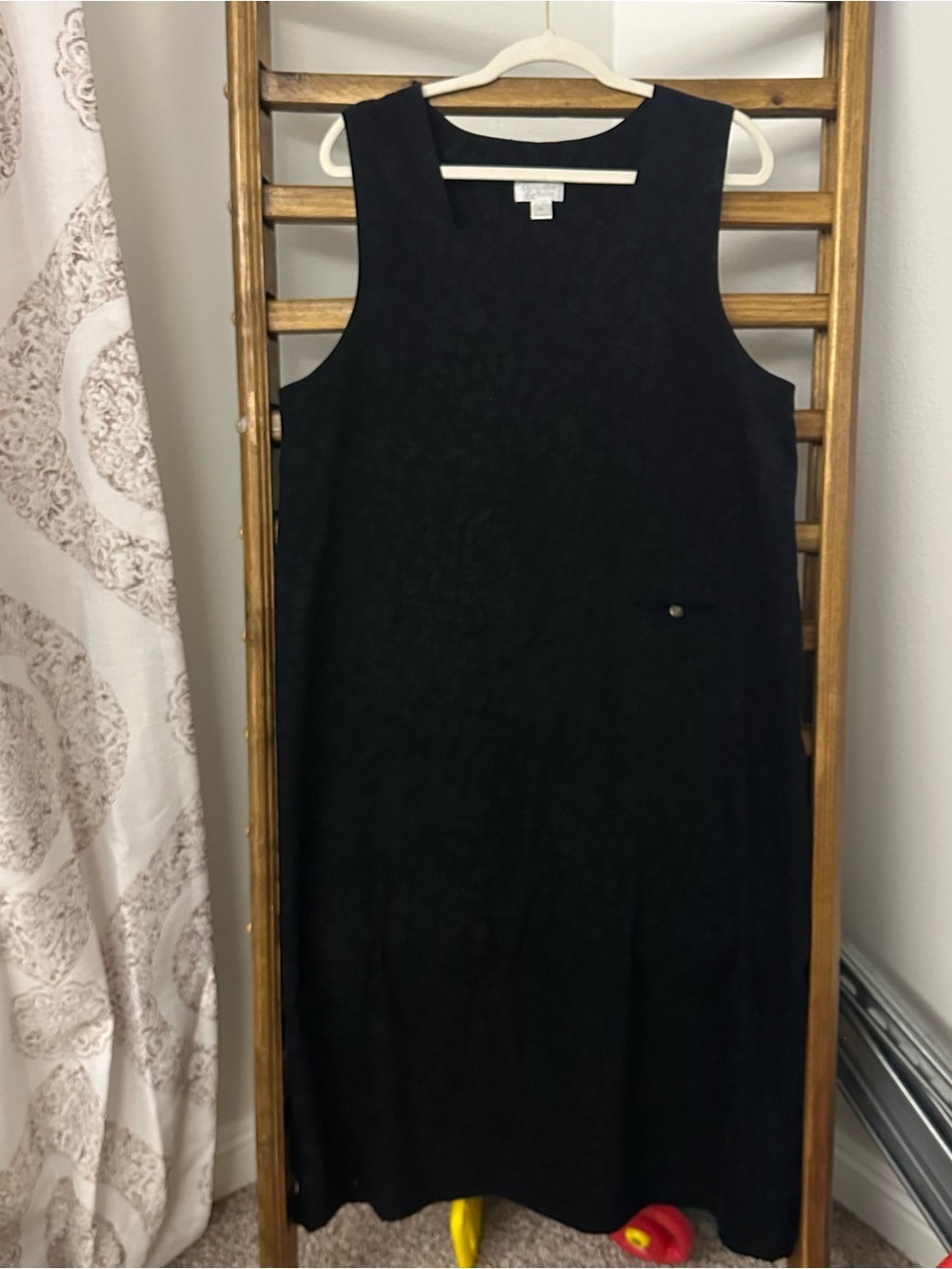 Christopher & Banks Black Sleeveless Midi Shift Dress